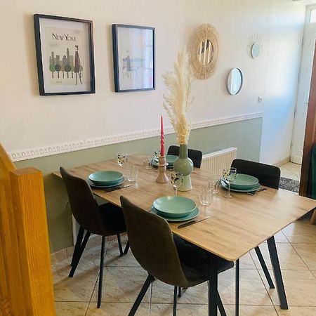 La Roseraie De L Arguenon, Appartement Charmant Centre Ville Jugon-les-Lacs Экстерьер фото